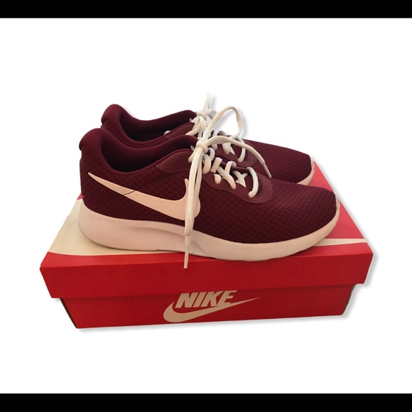 Nike Shoes Womens Sneakers Poshmark